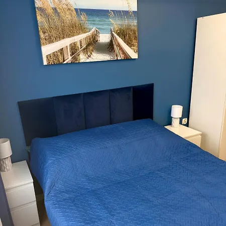 Theo Hostel *